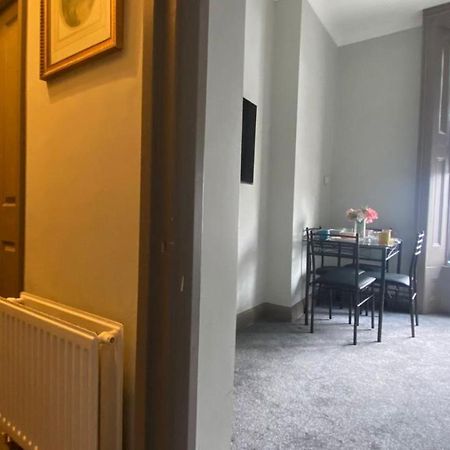 3 Notting Hill, Portobello Road-Amazing Location! Лондон Екстериор снимка