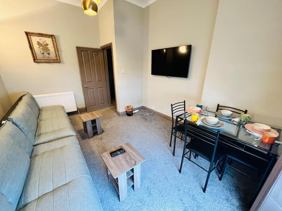 3 Notting Hill, Portobello Road-Amazing Location! Лондон Екстериор снимка
