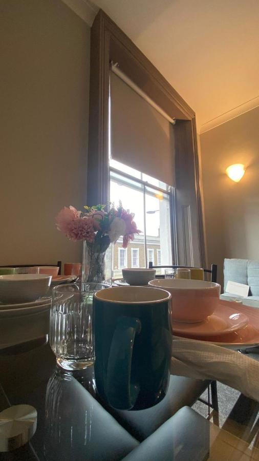 3 Notting Hill, Portobello Road-Amazing Location! Лондон Екстериор снимка