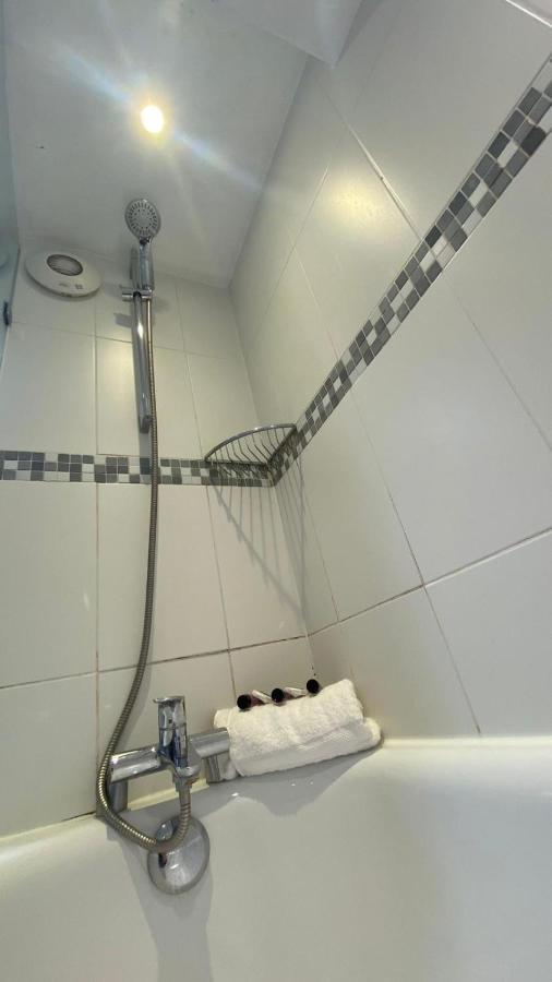 3 Notting Hill, Portobello Road-Amazing Location! Лондон Екстериор снимка
