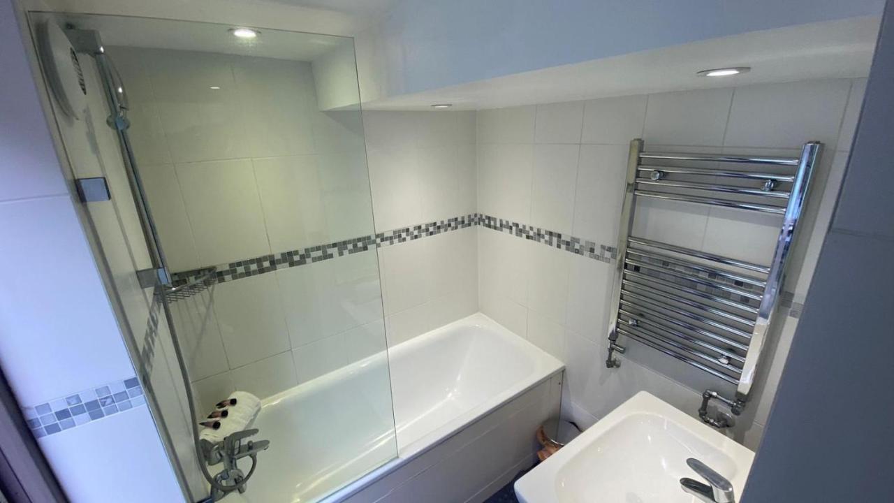 3 Notting Hill, Portobello Road-Amazing Location! Лондон Екстериор снимка